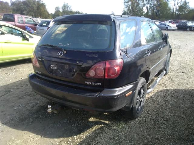 JT6HF10U3X0054338 - 1999 LEXUS RX BLACK photo 4