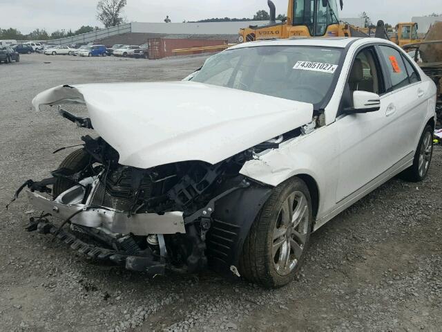 WDDGF4HB5DR276708 - 2013 MERCEDES-BENZ C 250 WHITE photo 2