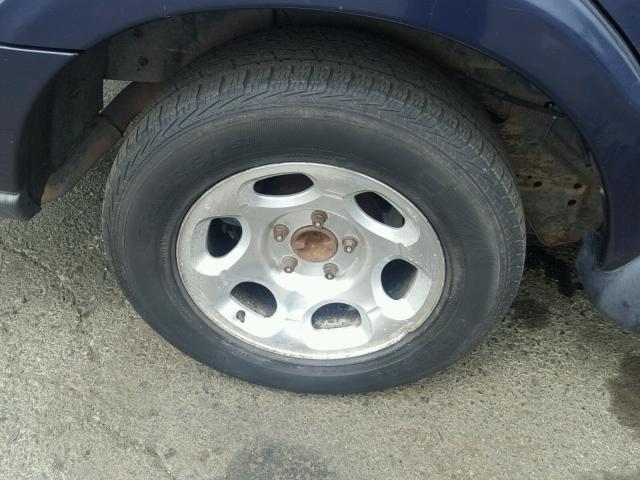 5LMPU28LXWLJ15749 - 1998 LINCOLN NAVIGATOR 蓝色 照片 9