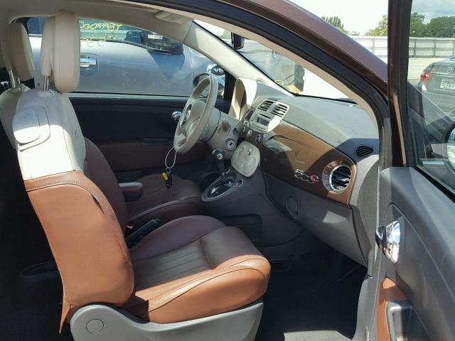 3C3CFFER0CT223494 - 2012 FIAT 500 LOUNGE BROWN photo 5