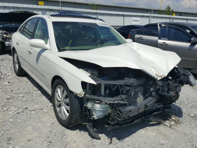 KMHFC46FX6A100240 - 2006 HYUNDAI AZERA SE WHITE photo 1