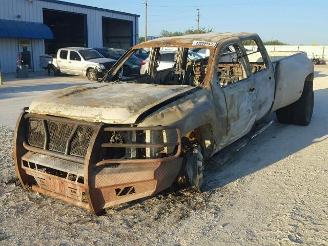 1GC4K0C86CF104457 - 2012 CHEVROLET SILVERADO BURN photo 2