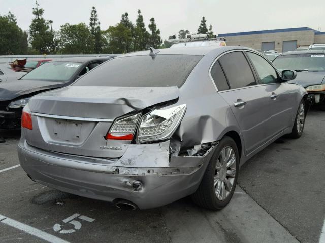 KMHGC4DE0BU124330 - 2011 HYUNDAI GENESIS 3. SILVER photo 4