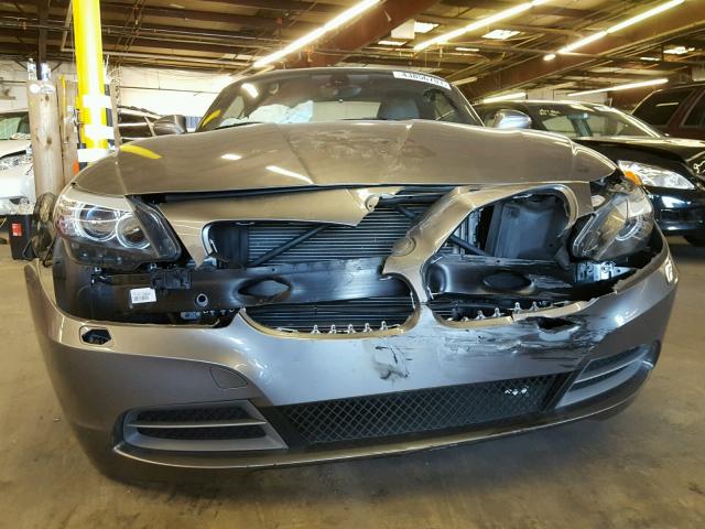 WBALM7C51BE384214 - 2011 BMW Z4 SDRIVE3 SILVER photo 9