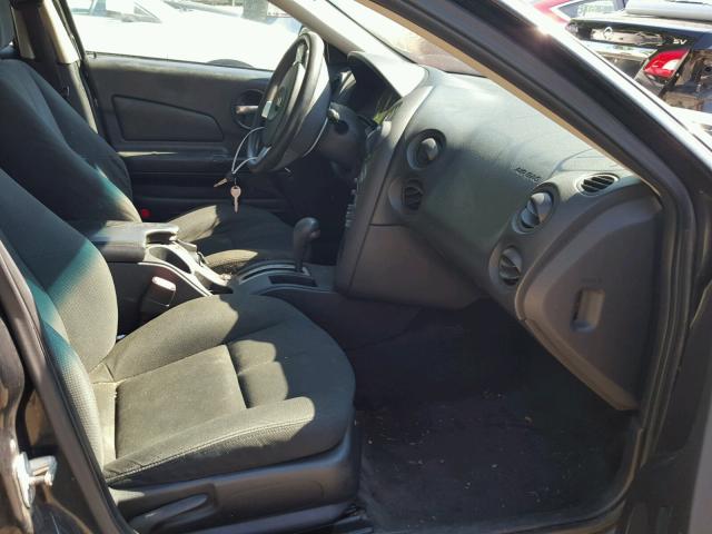 2G2WP582161241429 - 2006 PONTIAC GRAND PRIX BLACK photo 5