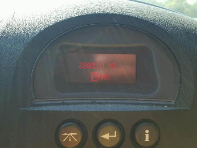 2G2WP582161241429 - 2006 PONTIAC GRAND PRIX BLACK photo 8