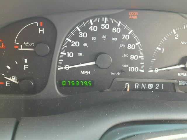 5LMFU28A9YLJ42616 - 2000 LINCOLN NAVIGATOR Күміс фото 8