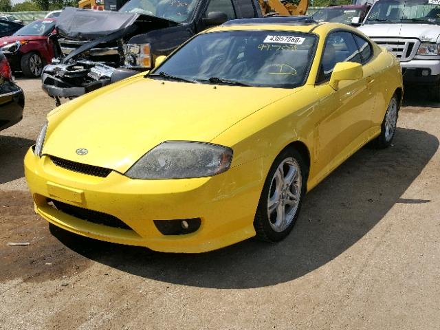 KMHHM65D96U189640 - 2006 HYUNDAI TIBURON GS YELLOW photo 2