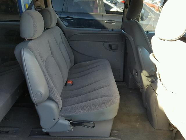 1A4GJ45R17B121008 - 2007 CHRYSLER TOWN & COU BLUE photo 6