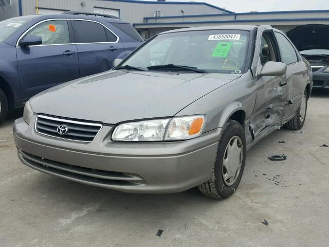 4T1BG22K8YU705594 - 2000 TOYOTA CAMRY CE GRAY photo 2