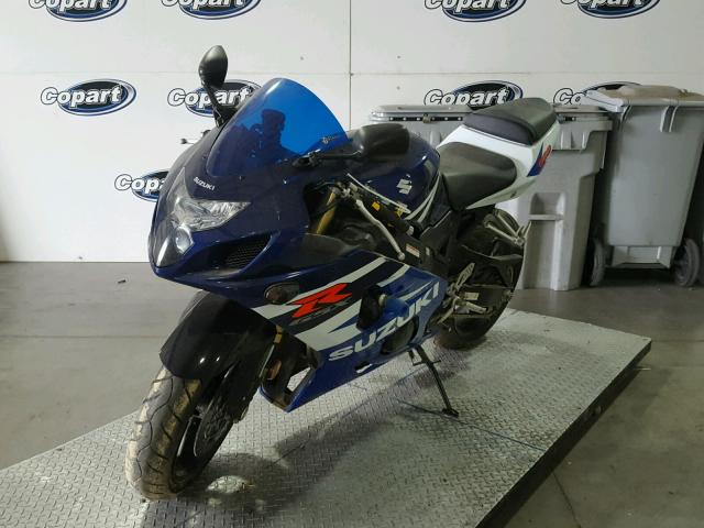 JS1GN7CA642103232 - 2004 SUZUKI GSX-R600 K BLUE photo 2