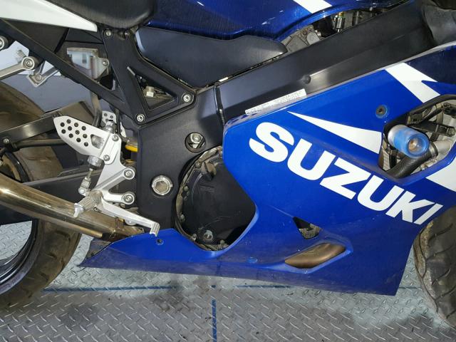 JS1GN7CA642103232 - 2004 SUZUKI GSX-R600 K BLUE photo 7