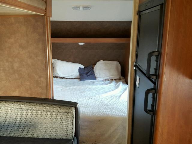 4X4TSMY24ER403951 - 2014 SALM FOREST RIV TWO TONE photo 5