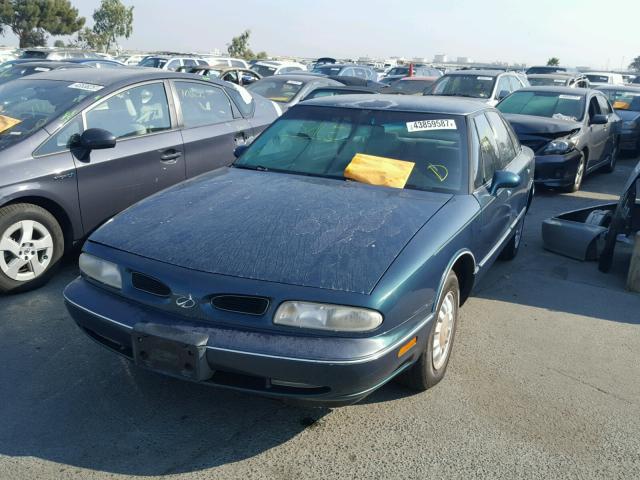 1G3HN52K2V4863236 - 1997 OLDSMOBILE 88 BASE BLUE photo 2