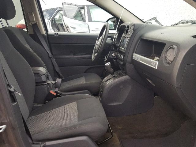 1C4NJDBB1HD173507 - 2017 JEEP COMPASS SP CHARCOAL photo 5