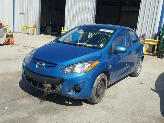 JM1DE1KY1C0134693 - 2012 MAZDA MAZDA2 BLUE photo 2