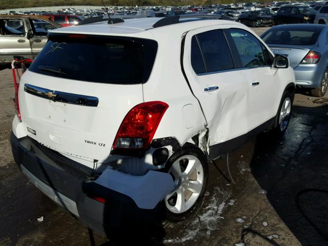 3GNCJNSB7FL168582 - 2015 CHEVROLET TRAX WHITE photo 4