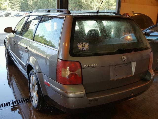 WVWCD63B05E016226 - 2005 VOLKSWAGEN PASSAT GLS GRAY photo 3