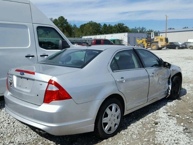 3FAHP0HA6BR341777 - 2011 FORD FUSION SE SILVER photo 4