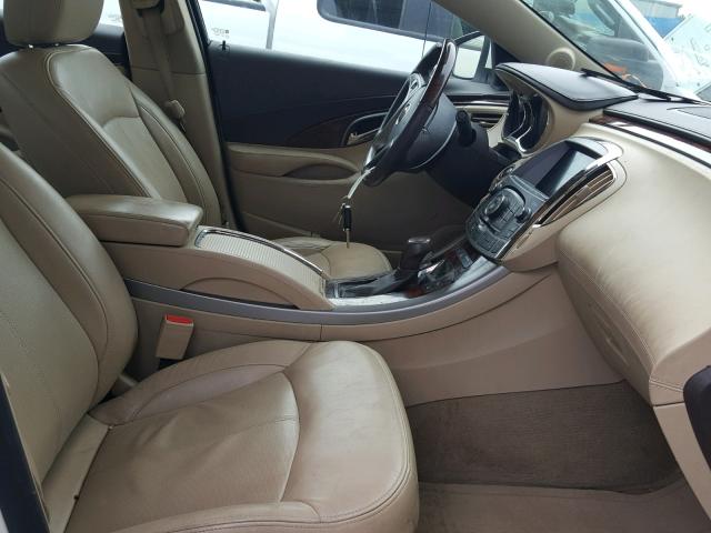 1G4GJ5E35CF158715 - 2012 BUICK LACROSSE T WHITE photo 5