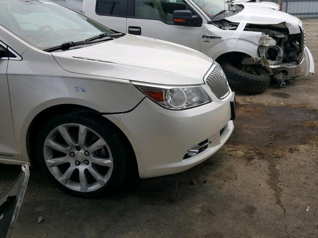 1G4GJ5E35CF158715 - 2012 BUICK LACROSSE T WHITE photo 9