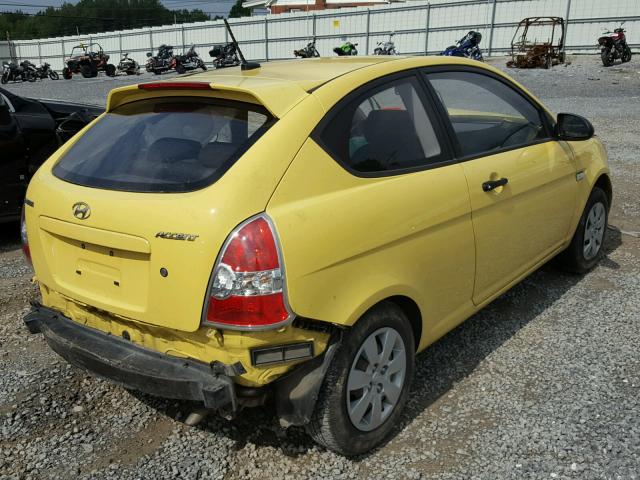 KMHCM36C48U086093 - 2008 HYUNDAI ACCENT GS YELLOW photo 4