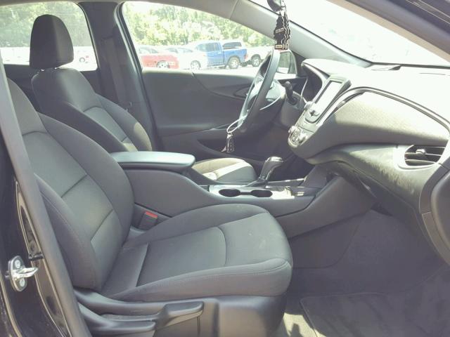 1G1ZB5ST1HF249494 - 2017 CHEVROLET MALIBU LS Qara foto 5