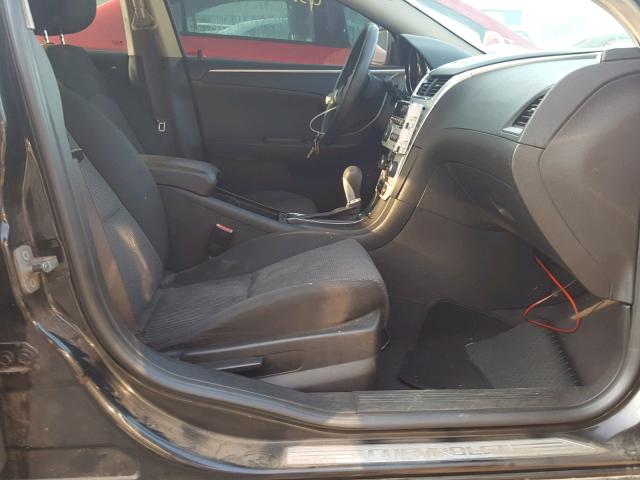 1G1ZC5EB2AF136675 - 2010 CHEVROLET MALIBU 1LT შავი ფოტო 5