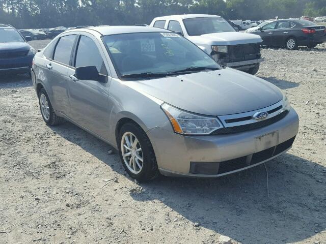 1FAHP34N78W172398 - 2008 FORD FOCUS S/SE GRAY photo 1