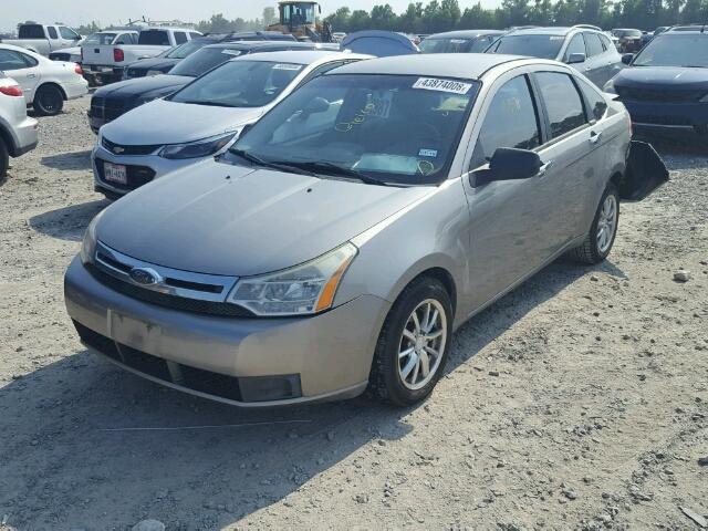 1FAHP34N78W172398 - 2008 FORD FOCUS S/SE GRAY photo 2