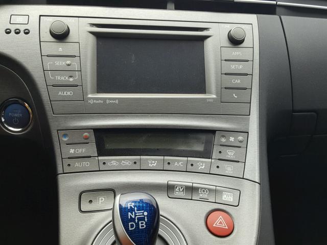 JTDKN3DU5E1772987 - 2014 TOYOTA PRIUS 石墨色 照片 9