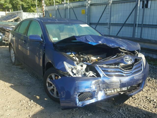 4T1BF3EK3BU753838 - 2011 TOYOTA CAMRY BLUE photo 1