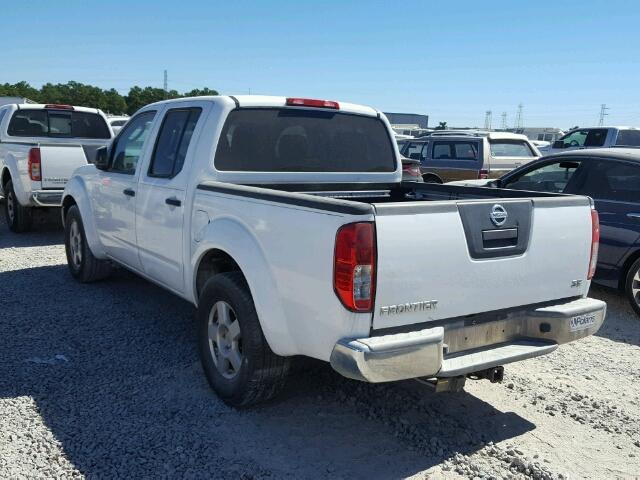 1N6AD07U88C422848 - 2008 NISSAN FRONTIER WHITE photo 3