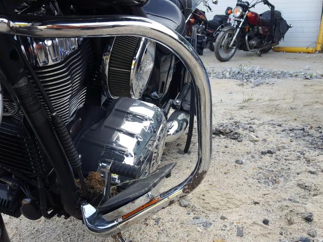 56KTCAAA5J3363776 - 2018 INDIAN MOTORCYCLE CO. CHIEFTAIN BLACK photo 9