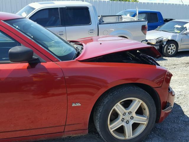 2B3KA33V89H594152 - 2009 DODGE CHARGER SX RED photo 9