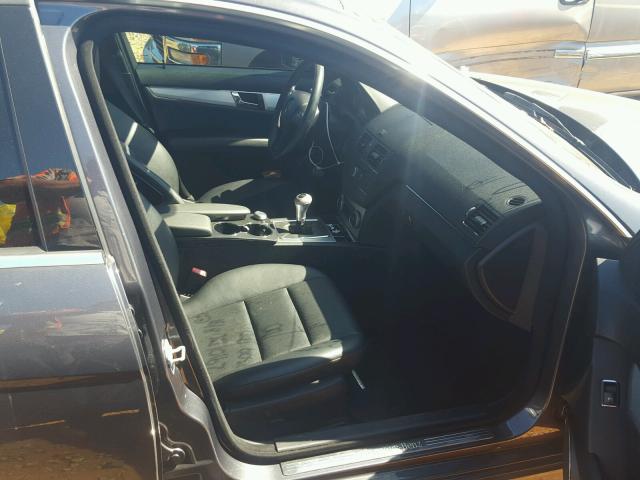 WDDGF5EB0AR130917 - 2010 MERCEDES-BENZ C 300 SILVER photo 5