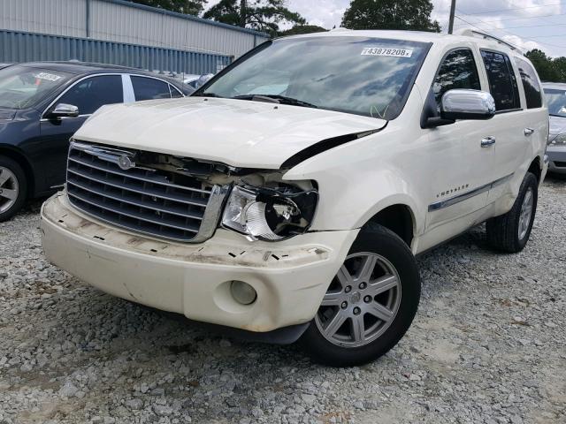 1A8HW58218F127328 - 2008 CHRYSLER ASPEN LIMI CREAM photo 2