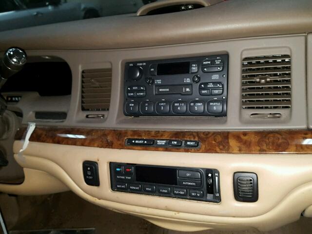 1LNLM82W2VY735231 - 1997 LINCOLN TOWN CAR S TAN photo 9