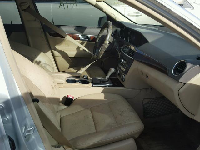 WDDGF4HB6DA858699 - 2013 MERCEDES-BENZ C 250 SILVER photo 5