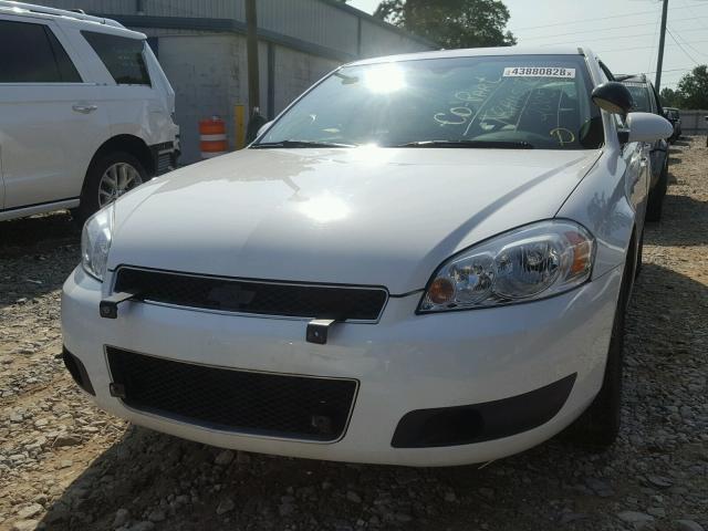 2G1WD5E35D1141292 - 2013 CHEVROLET IMPALA POL WHITE photo 2