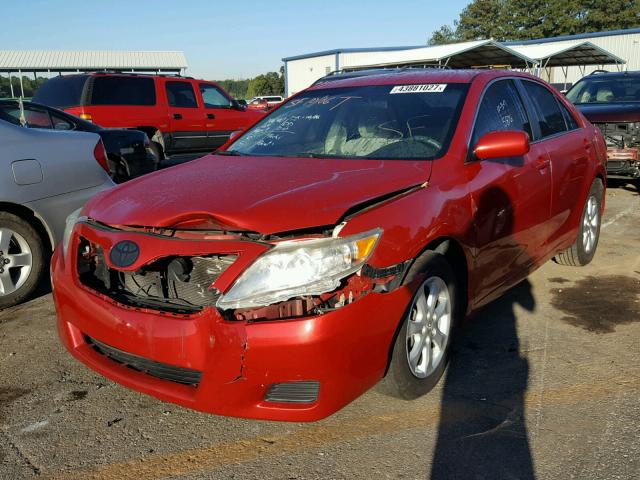 4T1BF3EK8BU185876 - 2011 TOYOTA CAMRY RED photo 2