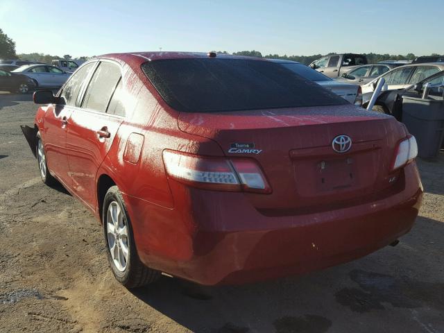 4T1BF3EK8BU185876 - 2011 TOYOTA CAMRY RED photo 3