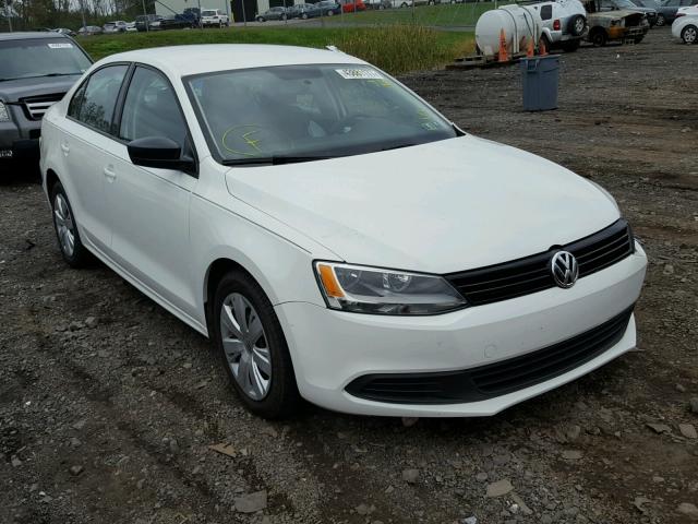 3VW2K7AJ5EM235790 - 2014 VOLKSWAGEN JETTA BASE 白色 照片 1