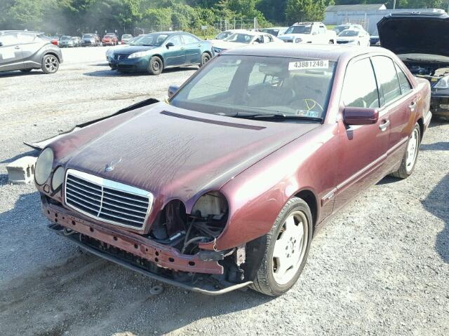 WDBJF72F5VA130109 - 1997 MERCEDES-BENZ E 420 MAROON photo 2