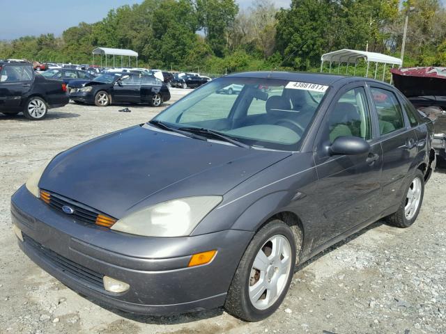 1FAFP38353W113858 - 2003 FORD FOCUS GRAY photo 2