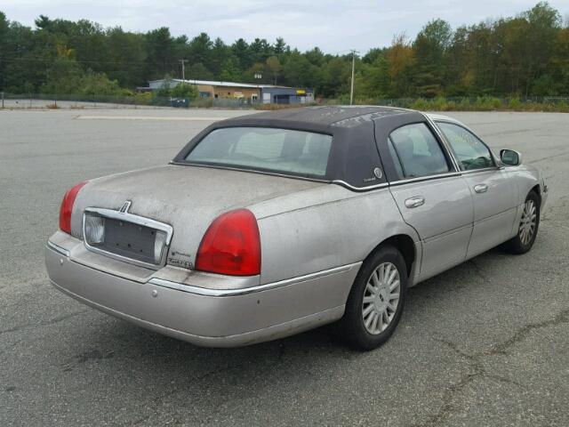 1LNHM81W95Y631181 - 2005 LINCOLN TOWN CAR S SILVER photo 4