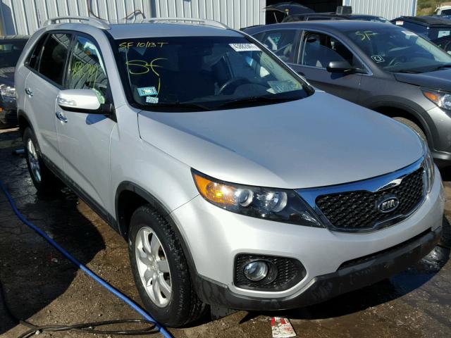 5XYKT4A17BG162123 - 2011 KIA SORENTO BA SILVER photo 1