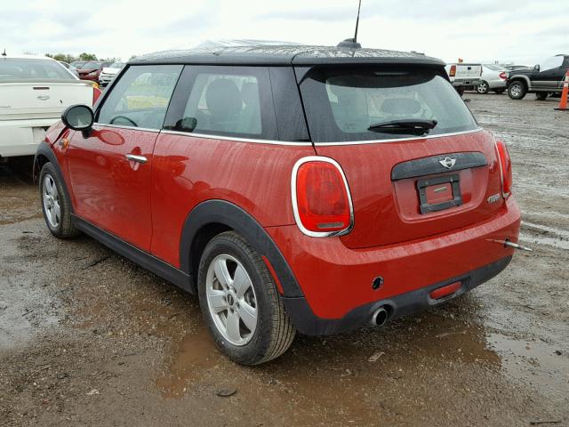 WMWXP5C57GT739774 - 2016 MINI COOPER RED photo 3