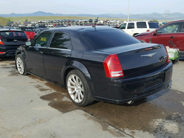 2C3LA73W08H149622 - 2008 CHRYSLER 300C SRT-8 BLACK photo 3