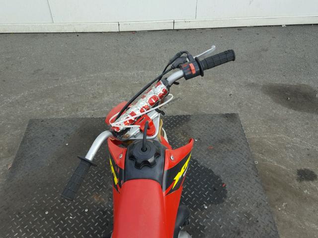 JH2AE03091K111671 - 2001 HONDA XR50 RED photo 5